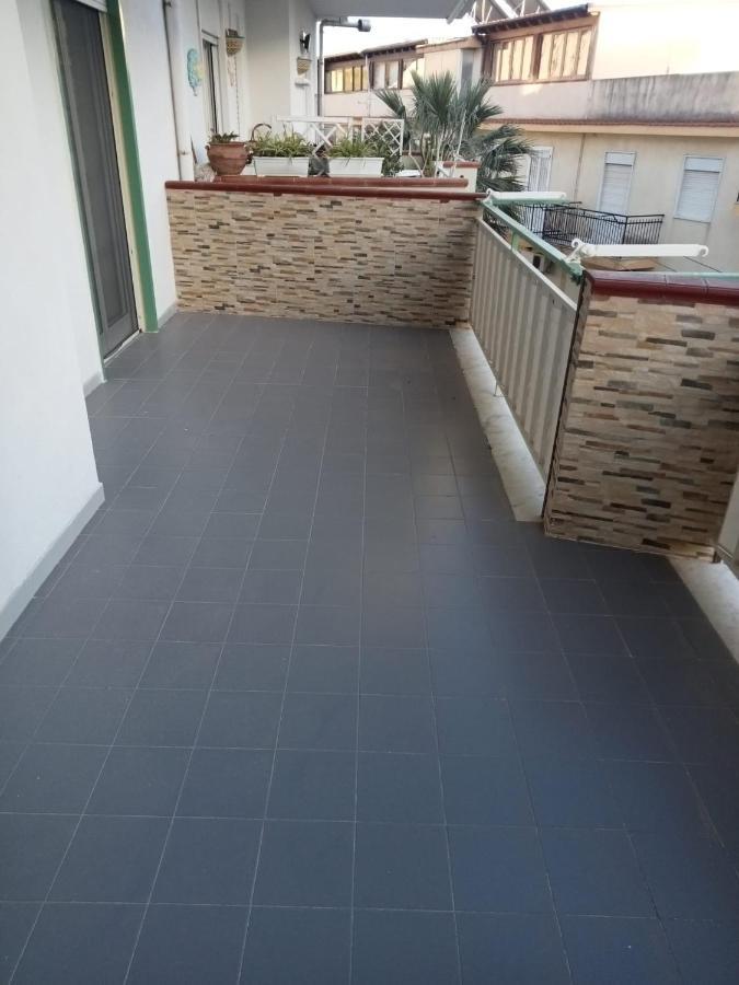 דירות ריאלמונטה Domus Iris מראה חיצוני תמונה